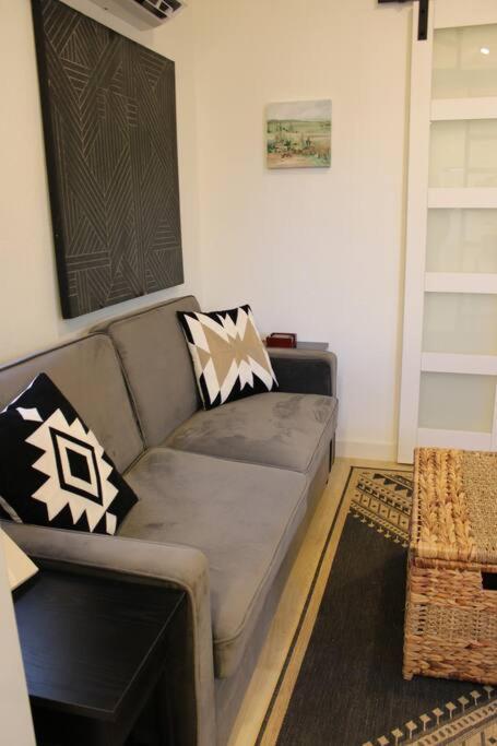 Agave Tiny House At Cactus Flower-Hot Tub-Pet Friendly-No Pet Fees! アルバカーキ エクステリア 写真