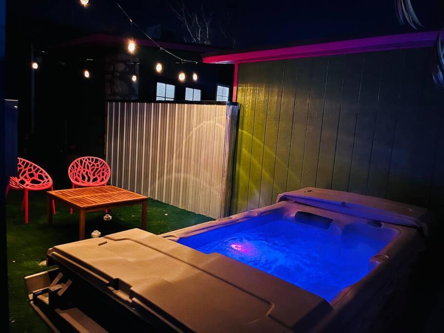 Agave Tiny House At Cactus Flower-Hot Tub-Pet Friendly-No Pet Fees! アルバカーキ エクステリア 写真