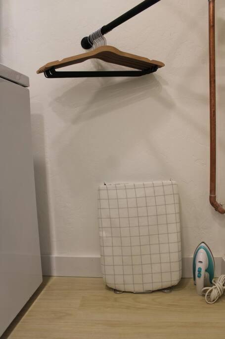 Agave Tiny House At Cactus Flower-Hot Tub-Pet Friendly-No Pet Fees! アルバカーキ エクステリア 写真
